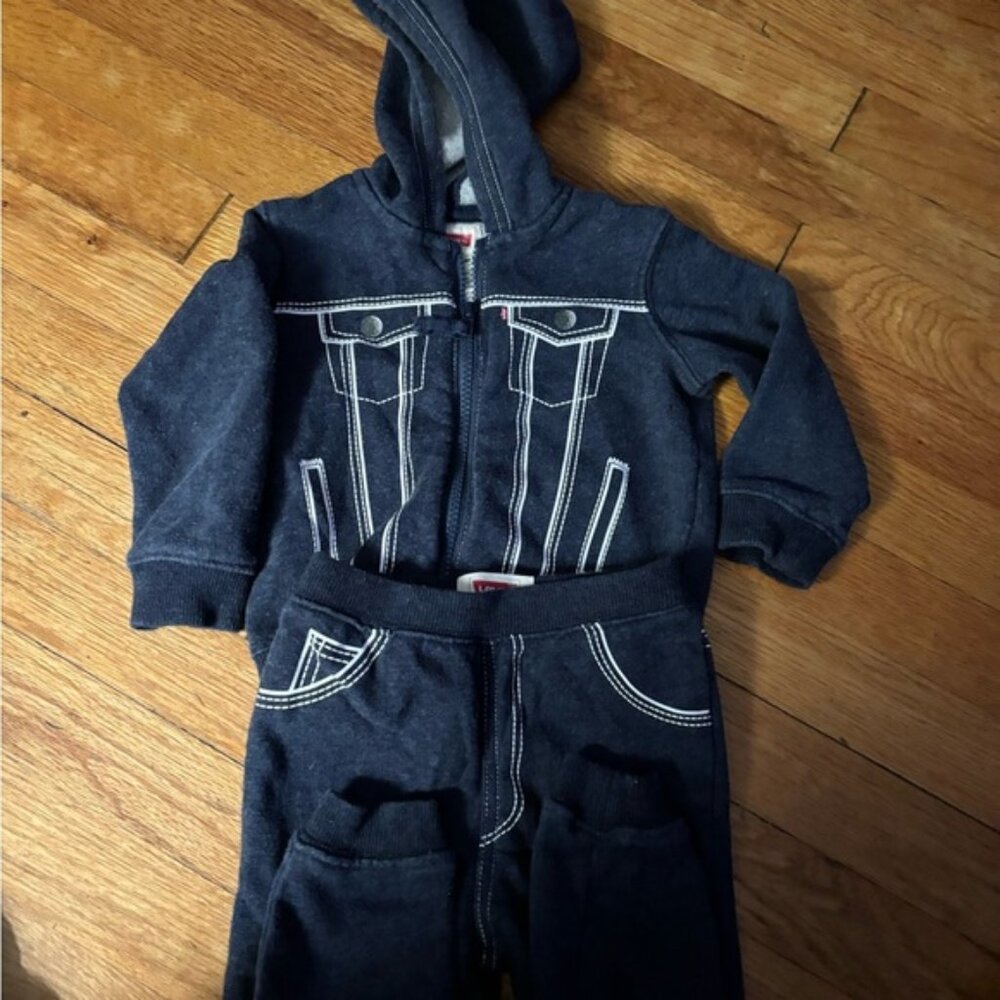 Levi’s outfit